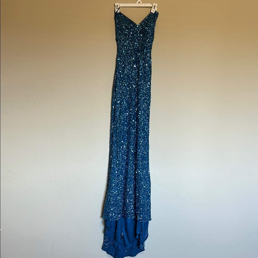 Blue Sweetheart Sleeveless Prom Maxi Dress